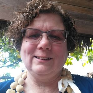 Meet your Posher, Denise